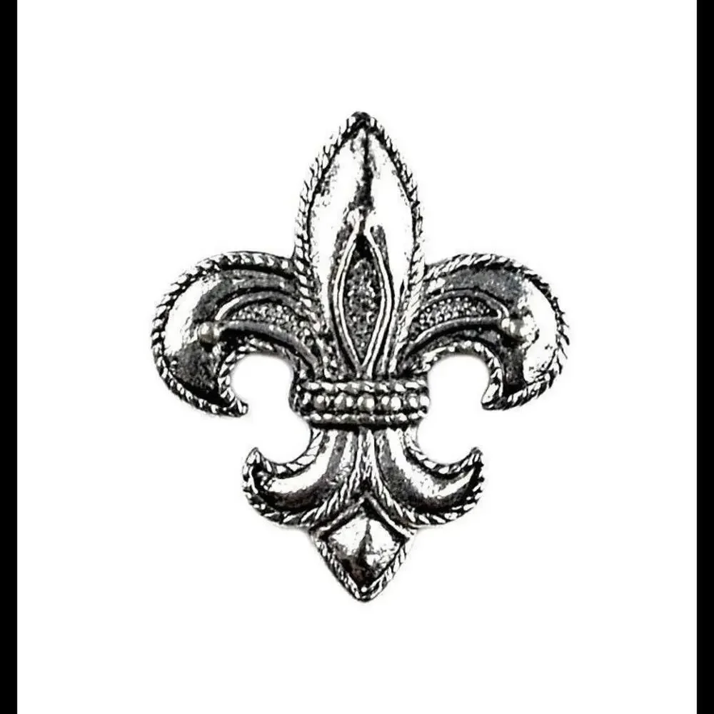 Fleur di Lis Lapel Pin